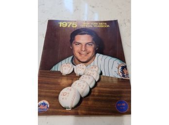 Mets Yearbook 1975