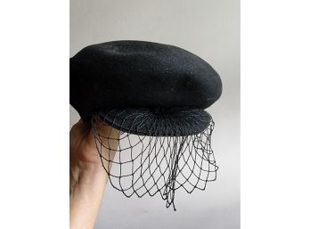 Vintage Black Hat With Fascinator