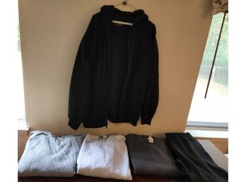 Sweatshirts & Sweatpants  Size Large