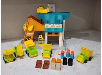 Vintage 1970s Fisher Price Lift And Load Depot W/accessories