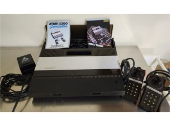 Vintage Atari 5200 Game System