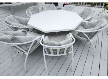 Heavy Outdoor Table W/8 Chairs And Pads