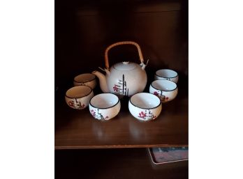 Teapot And 6 Cups