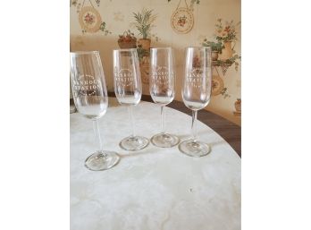 4 Banrock Station Wine Glasses
