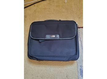 Targus Laptop Bag With Compartments And Strap