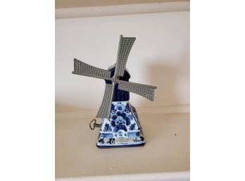 Working Music Box Windmill - Blades Spin While It Plays Song