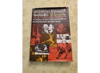 1973 Madison Square Garden Book - History Of The Garden