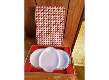 Gorgeous Fire King Dish In Original Box - Never Used!!