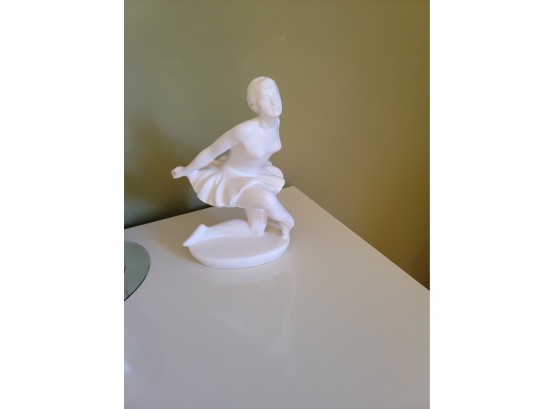 White Ceramic Ballerina Statue 10'