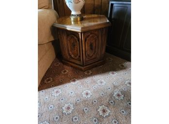 End Table - 22' 6 Sided