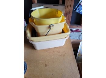 5 Cleaning Buckets