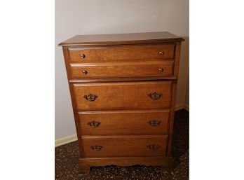 4 Drawer Bassett Dresser -32' X 18' X 44'
