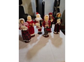 6 Christmas Carolers - 12' Tall