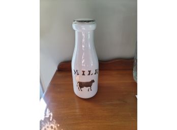 Milk Bottle With Iid Chip On Lid