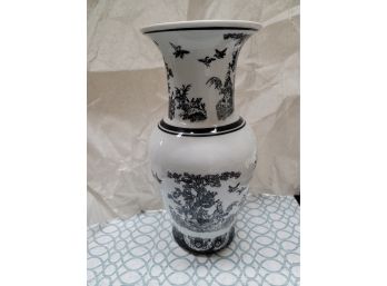 14' Black And White Vase