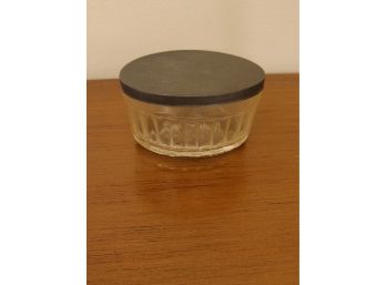 3.75' 2.25' Glass Jar With Tin Lid - Grapes On Bottom