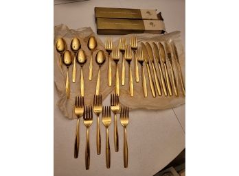 Rogers Cutlery  Gold - Set Of 6 - 24 Pieces