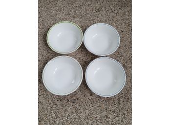 4 Corelle Bowls - M