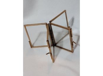 4 - 2.5' X 3 5' Connected Frames