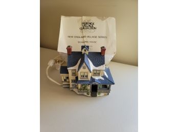 Dept 56 New England Village Series Boarding House Lighter House
