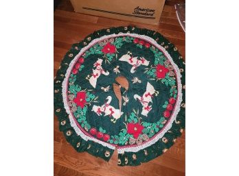 Double Sided Quilted Tree Skirt