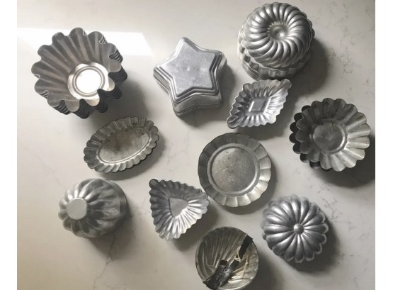 Huge Lot Of Vintage Aluminum Bakeware (divided Up In Photos)