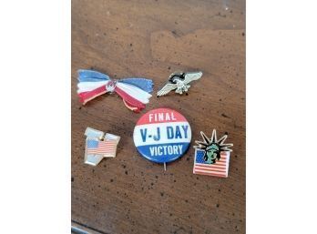 Patriotic Buttons - VJ Day