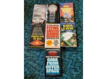 Flying Saucer Book Lot