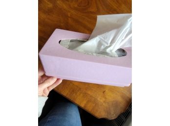 2 Pink Plastic Tissue Box Covers