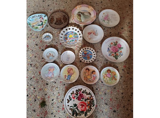 Collectible Plates Lot #5