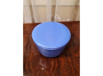 Universal Potter's Round Covered Covered Ice Box