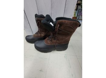 Thinsulate Size 12 Boots - Appears Never Worn