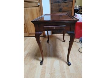 Queen Ann End Table With Two Extenders