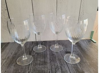 4 Piece Wine Glass Set