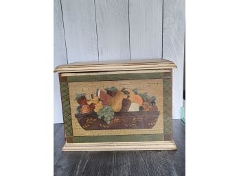 Adorable Wooden Bread Box