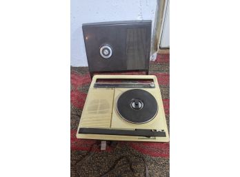 Working AC/DC General Electric Am Radio/record Player