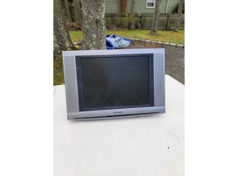 Sylvania LCD Color TV - Model 6615LCT A With Stand
