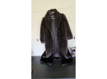 Med / Petite Faux Fur Full Length