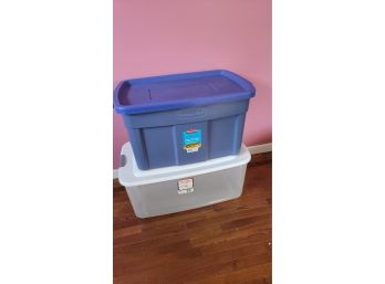 1 - 31 Gallon  And 1 - 116qt Bins With Lids