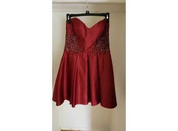 Blonde Size 7 Red Dress