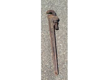36' Rigid Pipe Wrench