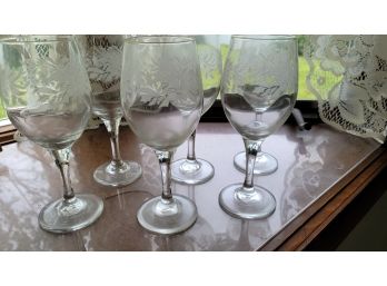 6 Frosted Wine Glasses