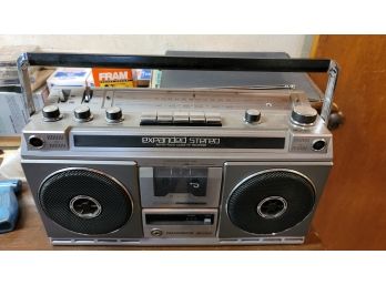 Magnavox 506 Expanded Stereo