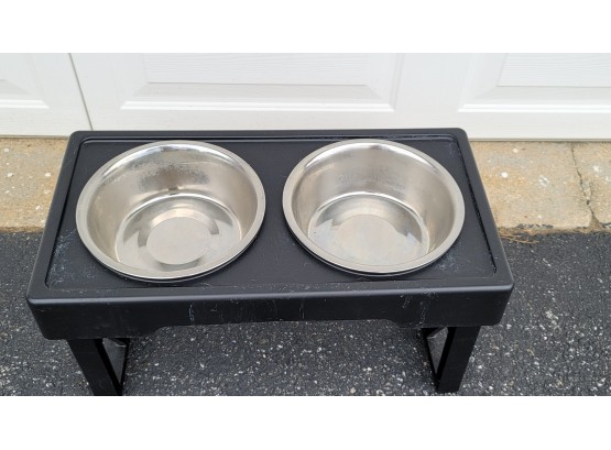 19 X 12 X 10 High Dog Bowls And Stand