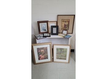 Large Collection Of Assorted Frames