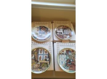 4 Collectible Plates Lot A