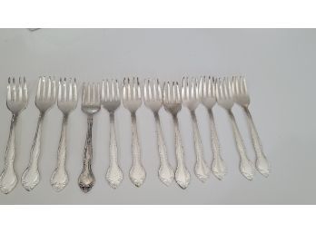 12 Silverplated Forks - 5'