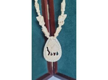 Antique Camel Necklace 26'