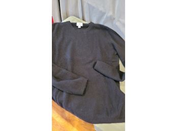 100 Percent Cashmere Black Scoop Neck Sweater Size Medium