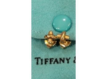 Tiffany 18k Earrings - 1.3g - D